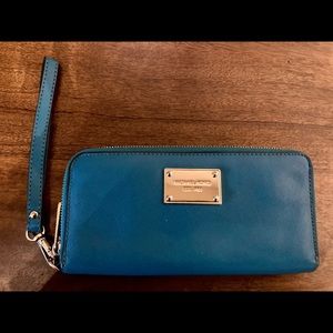 Michael Kors clutch wallet